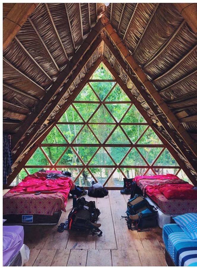 Pachamaya River Hostel Lanquín Zewnętrze zdjęcie